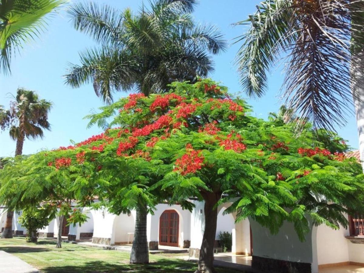Parque Golf Bungalow San Bartolomé Buitenkant foto