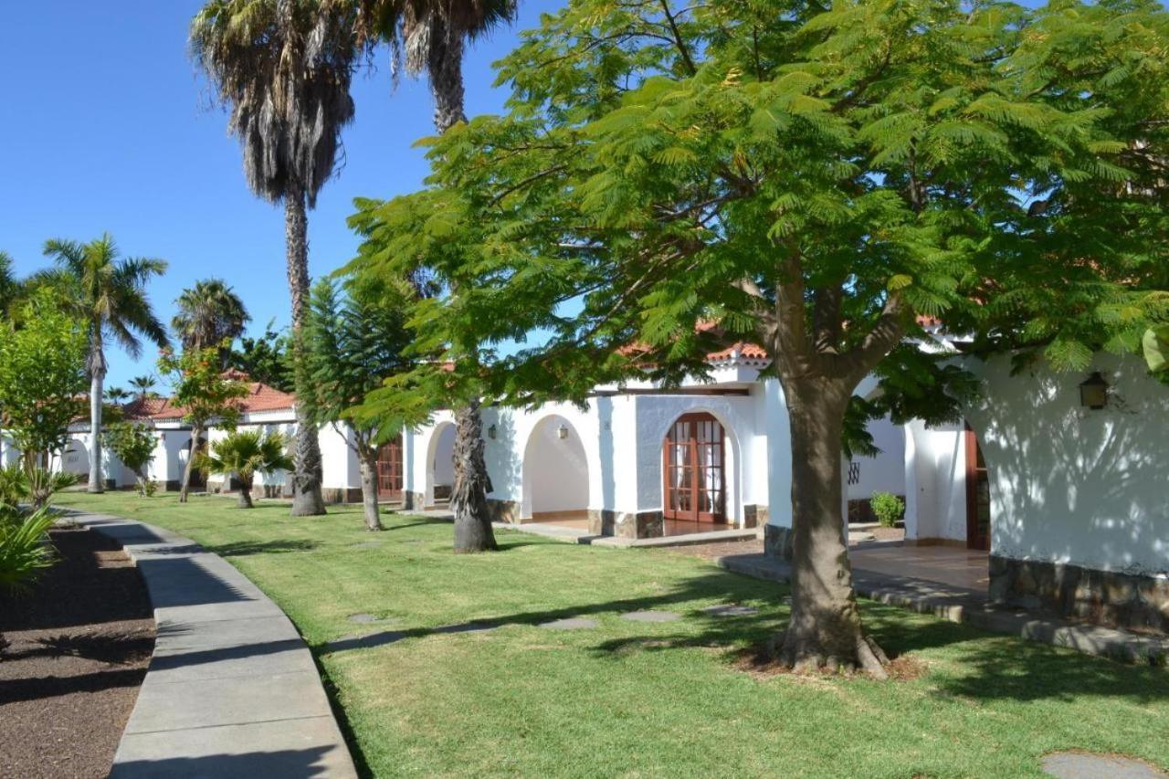 Parque Golf Bungalow San Bartolomé Buitenkant foto